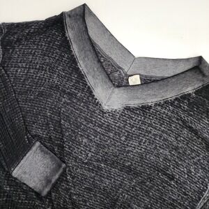 We The Free V-Neck Distressed‎ Long Sleeve Top Women's Size S